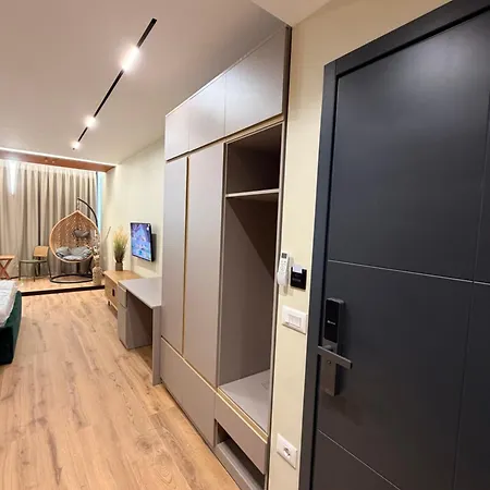 Apartment Premium 011 *